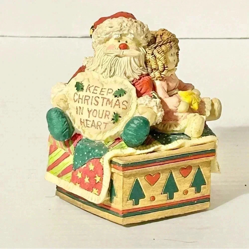 San Francisco Music Box Company Keep Christmas In Your Heart Santa & Girl Works